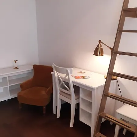 Ars Longa Apartment *