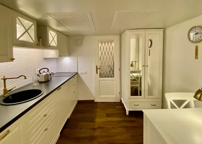 Ars Longa דירה *