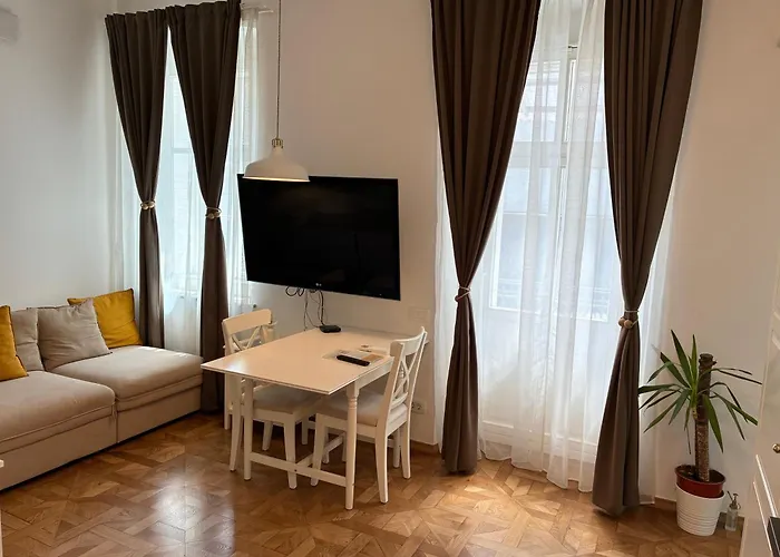 Ars Longa לובליאנה